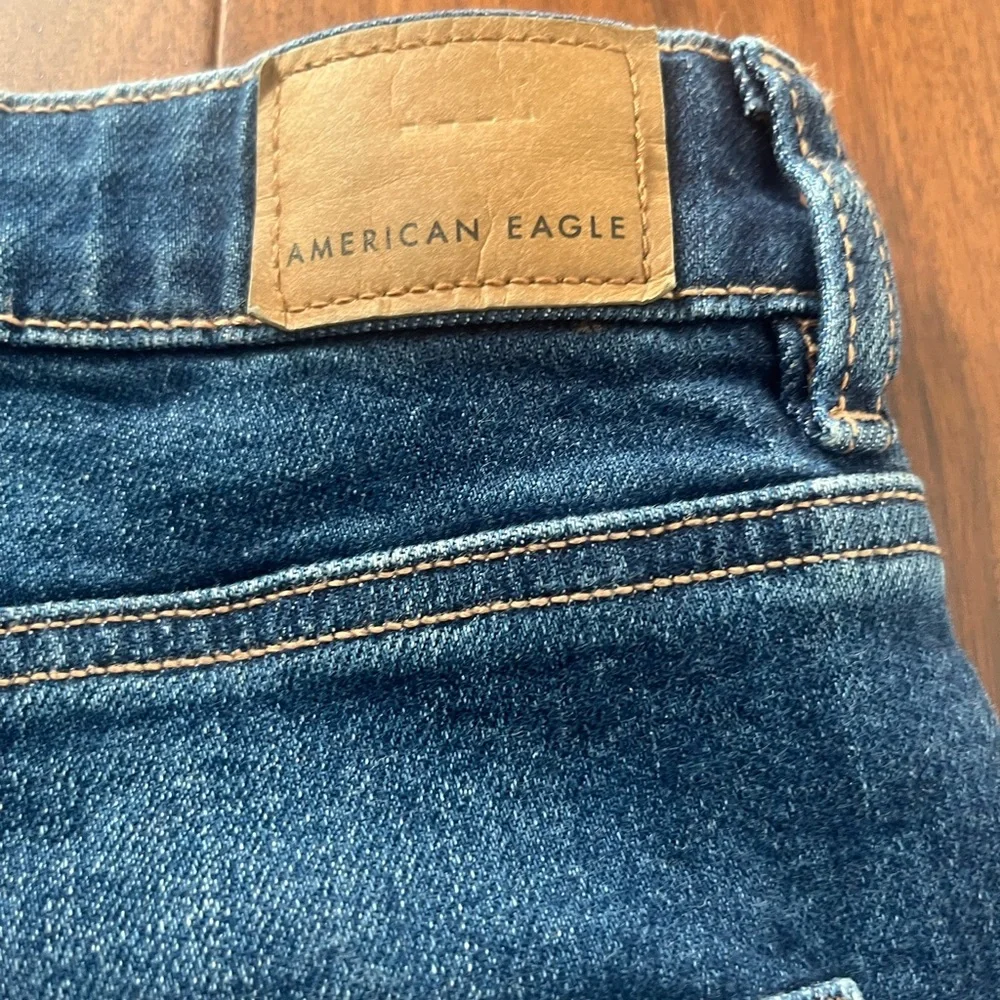 American Eagle Outfitters Dark Blue Women's Jeans - Picture 3 of 7